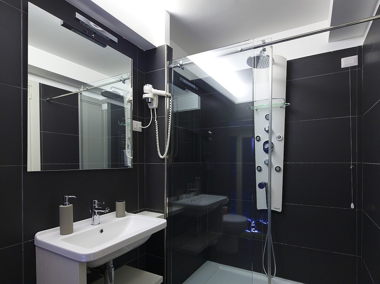 Nearhome Smart Suites Guest House Roma Exterior foto