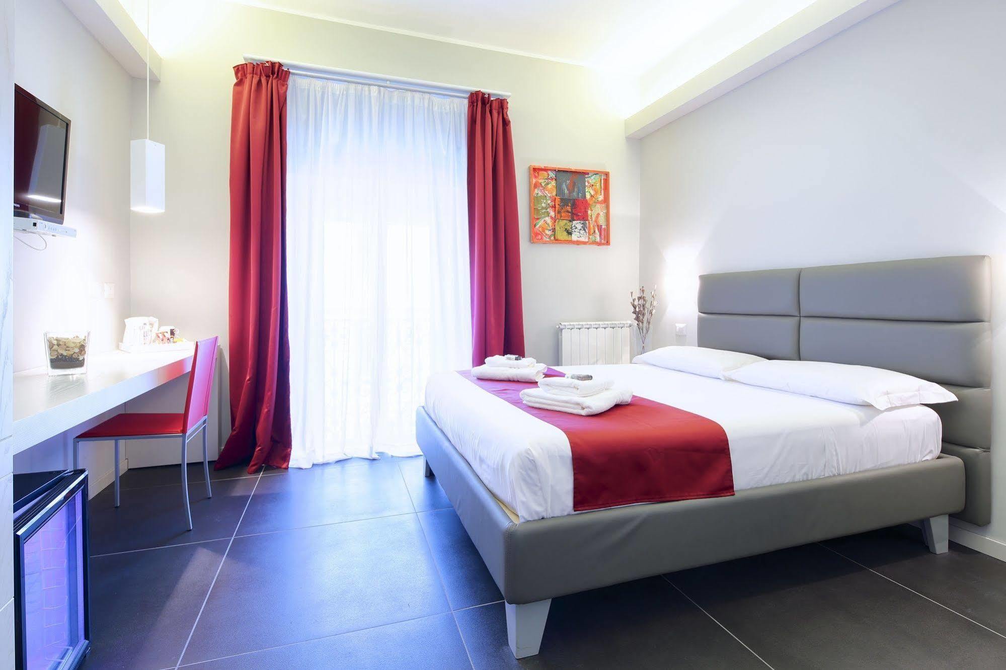 Nearhome Smart Suites Guest House Roma Exterior foto