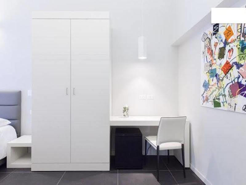 Nearhome Smart Suites Guest House Roma Exterior foto